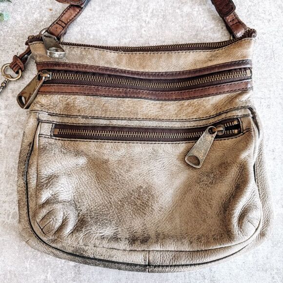 Fossil Tan Explorer Crossbody Leather Bag - Picture 2 of 6